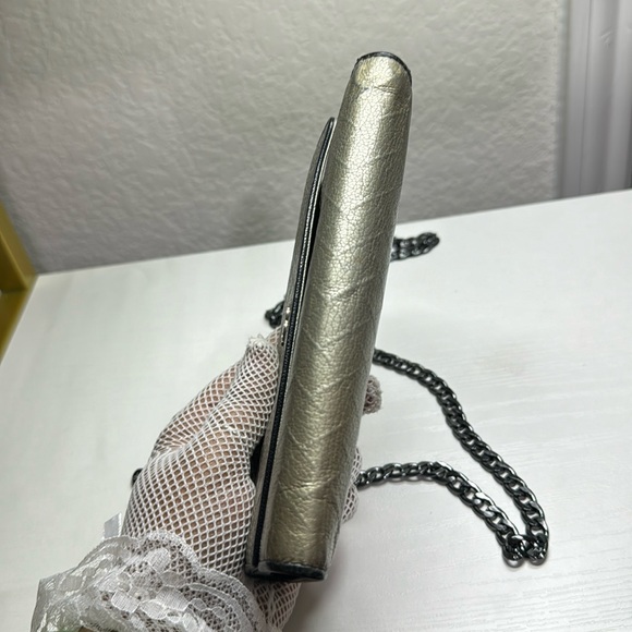 Authentic š„ CHANEL š„CC Logo Matelasse metallic Leather Long Trifold Wallet/ COA - Picture 17 of 17